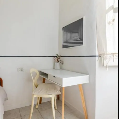 Apartamento Romeo. Luminoso Al Centro Di