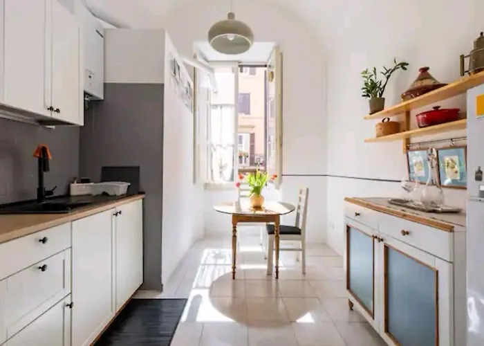 Apartamento Romeo. Luminoso Al Centro Di